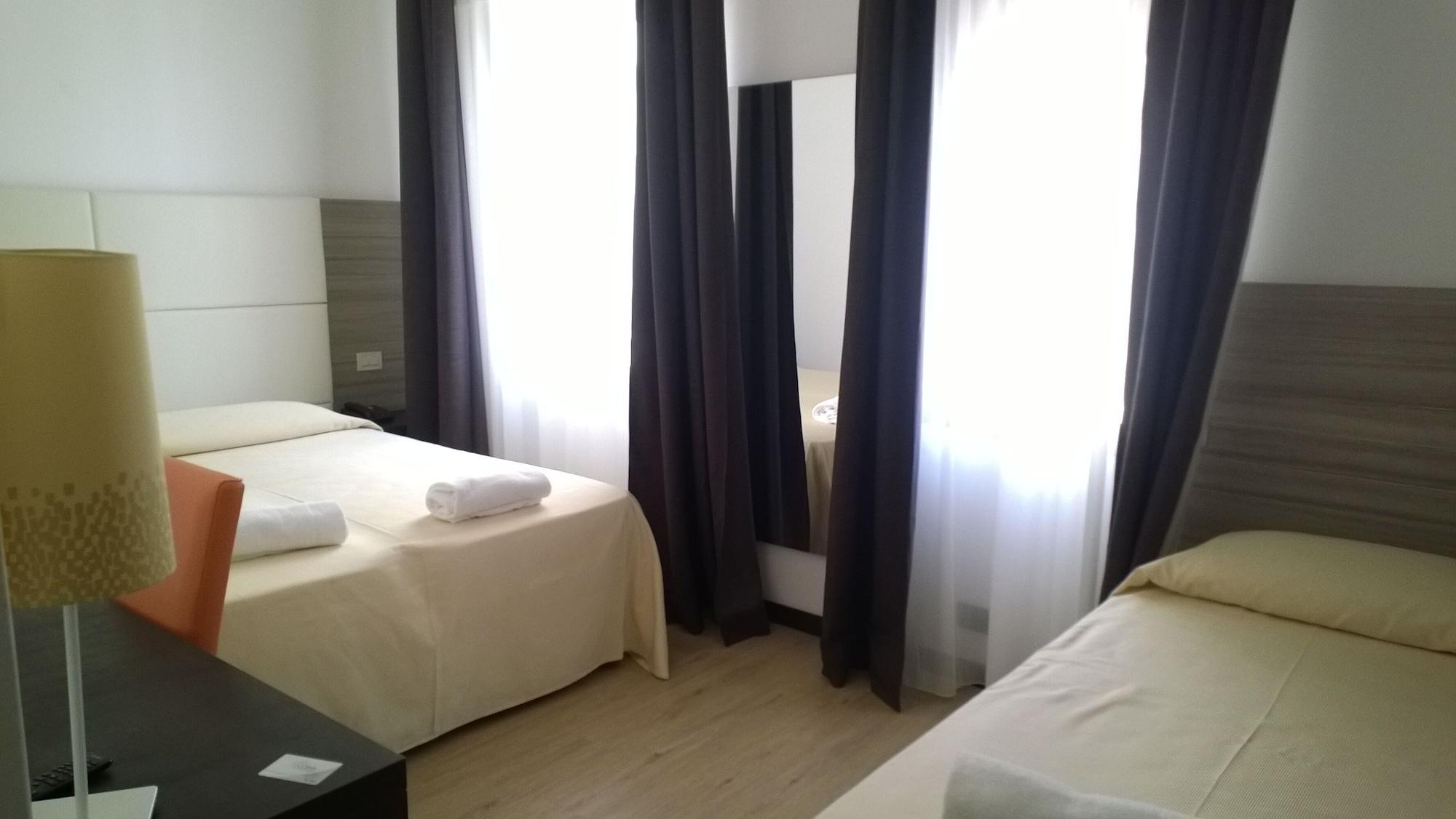 Hotel San Giuliano Mestre Esterno foto